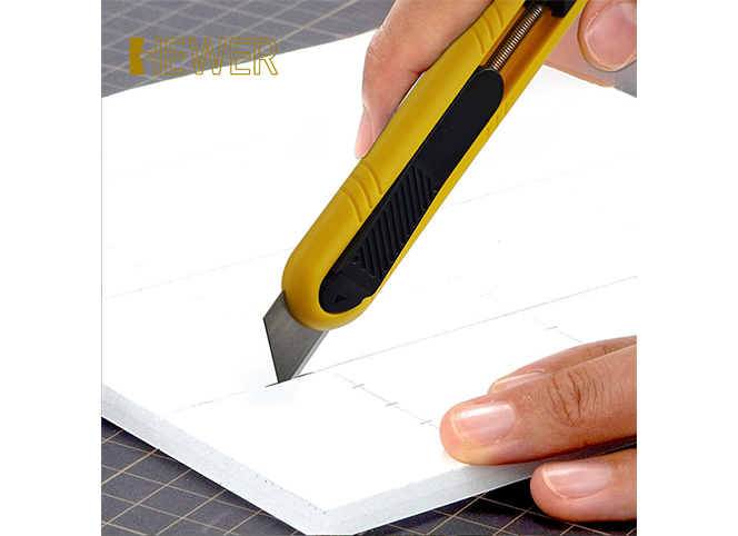 HEWER HK-2201 自動(dòng)刀片回縮安全刀具