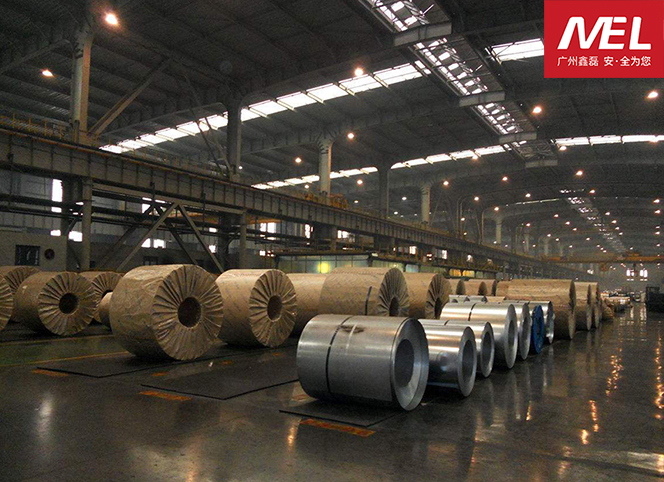 安全刀具，傳統(tǒng)金屬刀和陶瓷刀該如何抉擇！